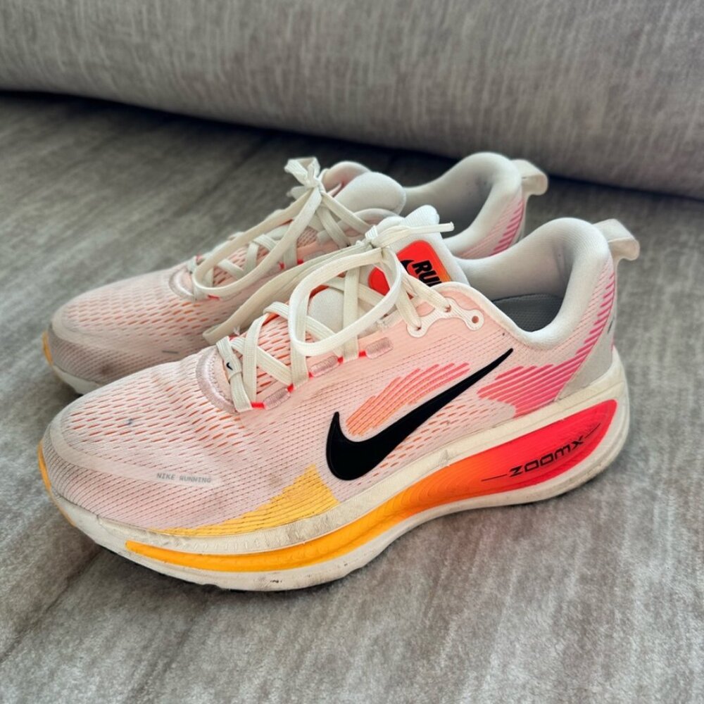 Nike Woman's Vomero 18s